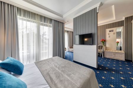 Отель "Лермонт"