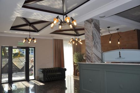 Отель "Лермонт"