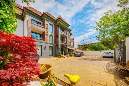 Отель "Лермонт"