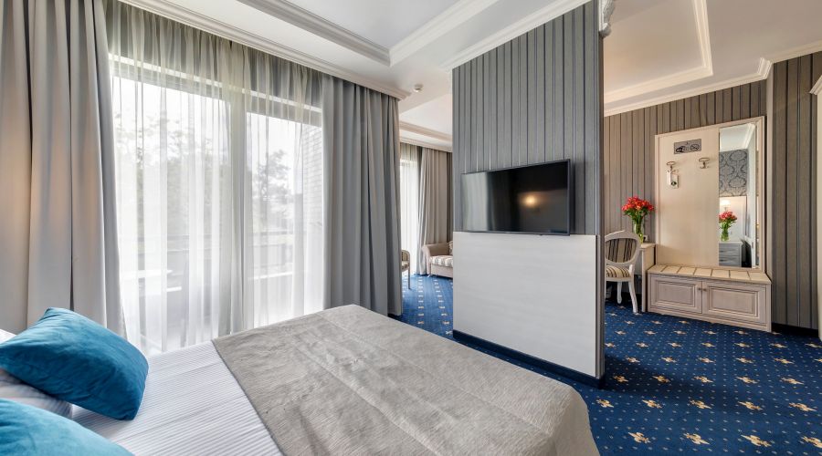 Джуниор сюит 2-местный с балконом