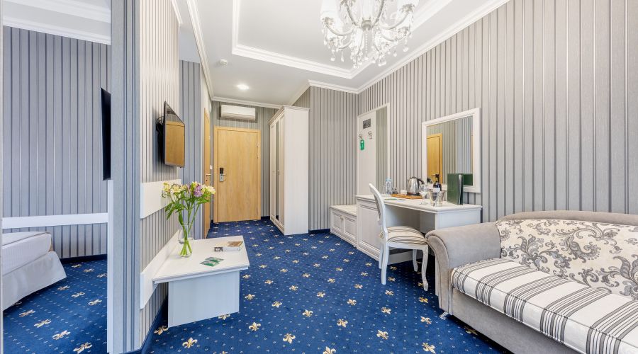 Джуниор сюит 2-местный с балконом