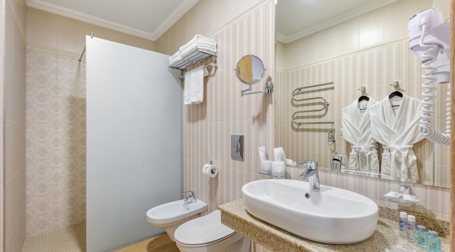 Джуниор сюит 2-местный с балконом